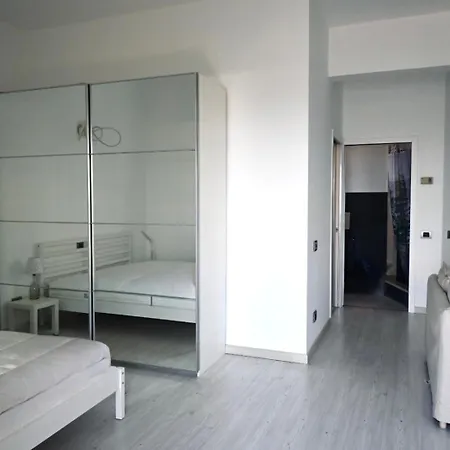 A40 - Ancona, Elegante Bilocale In Centro Con Vista Mozzafiato! Appartamento