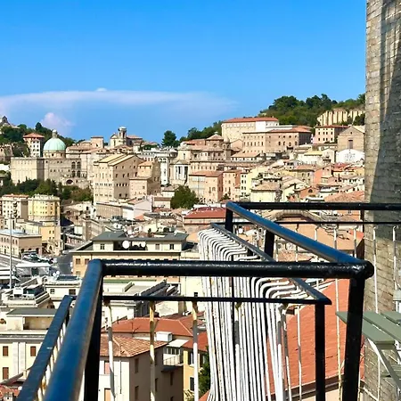 A40 - Ancona, Elegante Bilocale In Centro Con Vista Mozzafiato! * アンコーナ